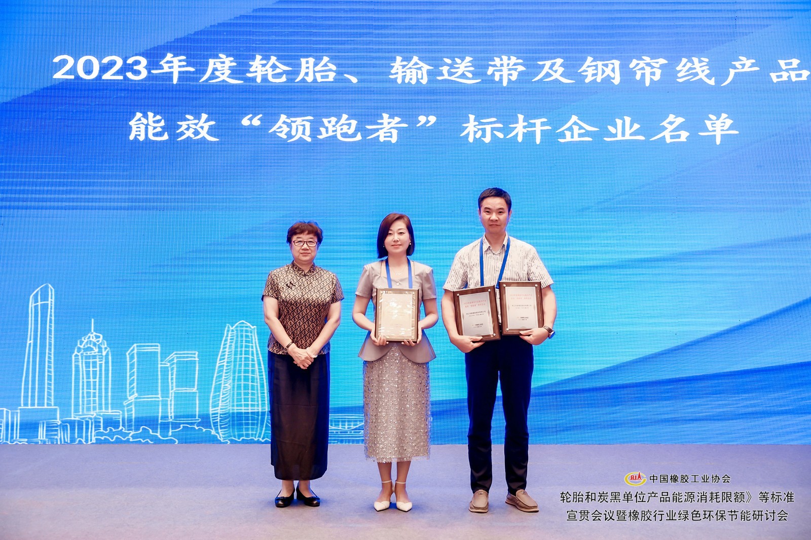 1740124081332677EDFF.jpg 1740124081332677EDFF.jpg